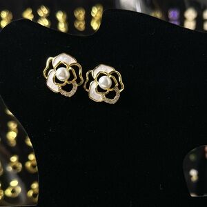 ✨ Stainless Steel Timeless Fashion Jewelry ✨